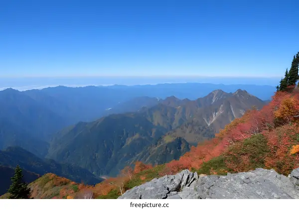 Stunning Mountain View in Autumn