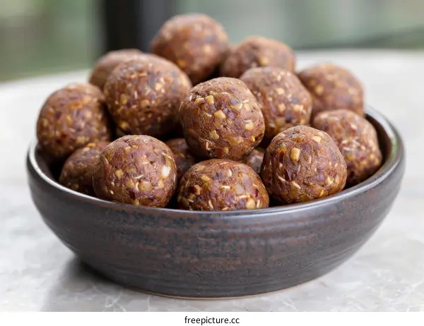 Homemade No-Bake Granola Bites