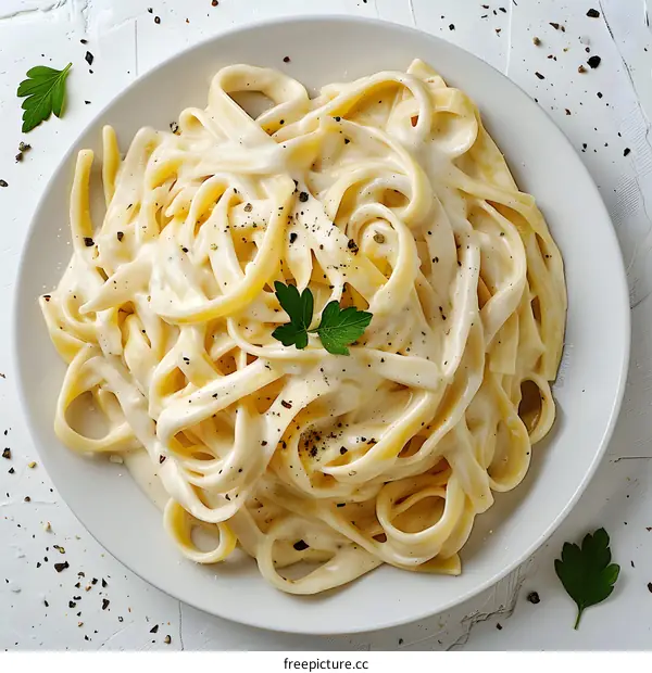 Creamy dreamy fettuccine alfredo