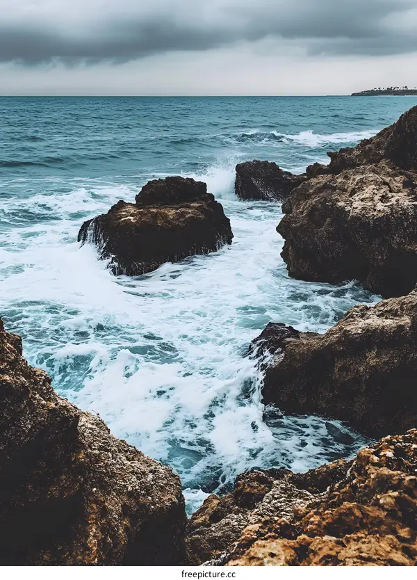 Ocean Waves Crashing on Rocks
