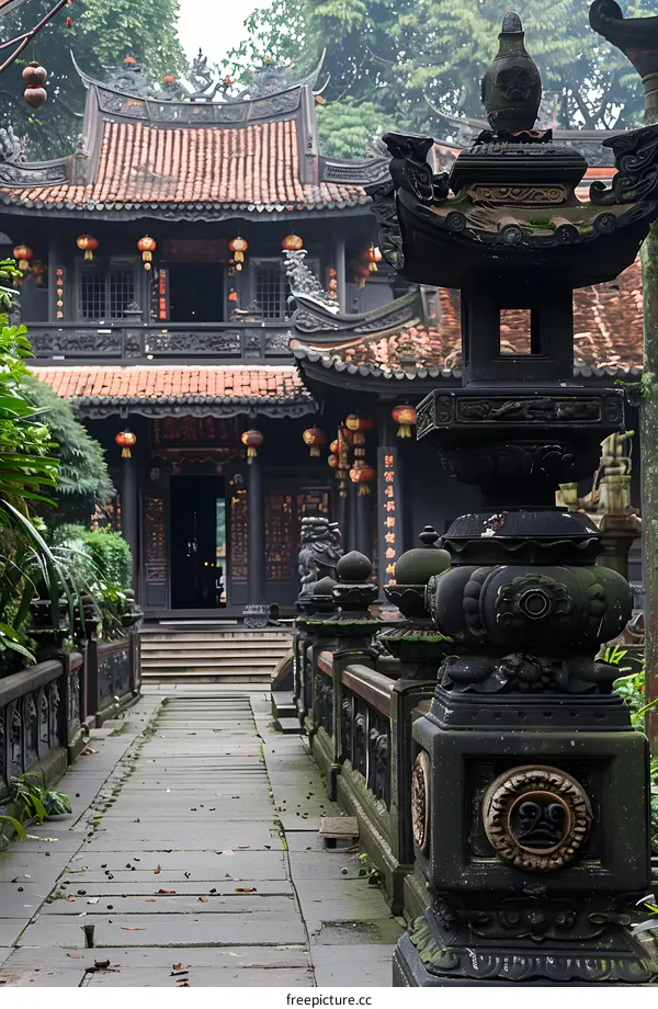 chinese traditional courtyard