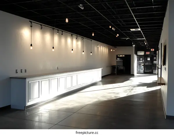 Modern Empty Commercial Space Interior Design