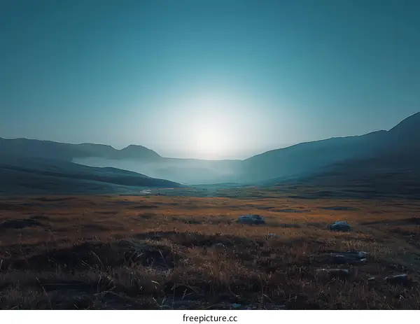 Mesmerizing Sunrise over Majestic Mountains