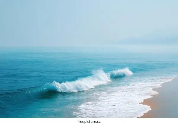 Tranquil Ocean Waves Crashing on Shore