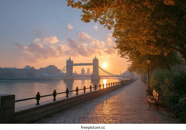 London Bridge Sunrise Autumnal Walk