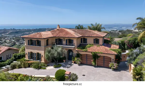 Large house with beautiful sea view