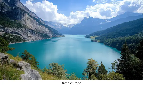 Stunning Alpine Lake Scenery