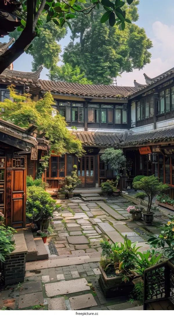 Traditional Chinese Courtyard House: Architecture and Serenity