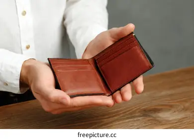 empty wallet